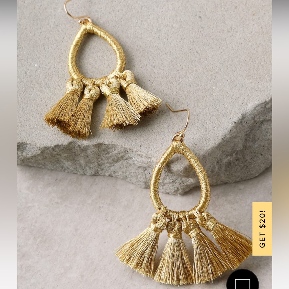 Lulu’s tassel earrings